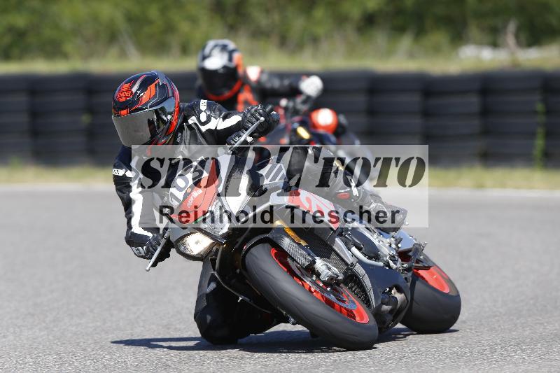 /Archiv-2025/48 25.08.2025 Cornu Master School ADR/rot-rouge/103